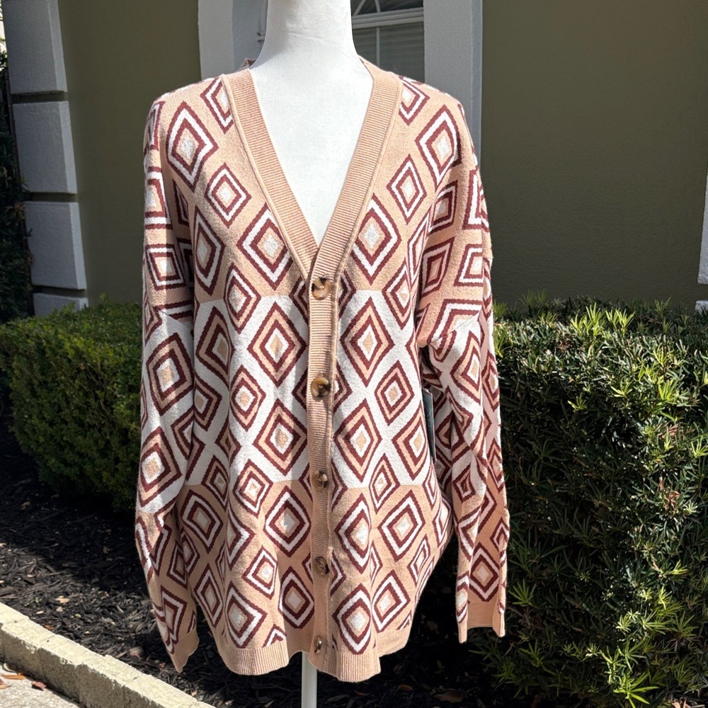 Abbott Elementary Long Sleeve Diamond Beige Brown Multi Cardigan Sweater NWT